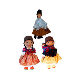 Special discount on set of cholita dolls